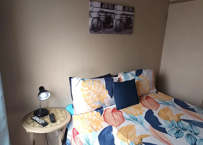 8 Soenie Avenue Self-Catering